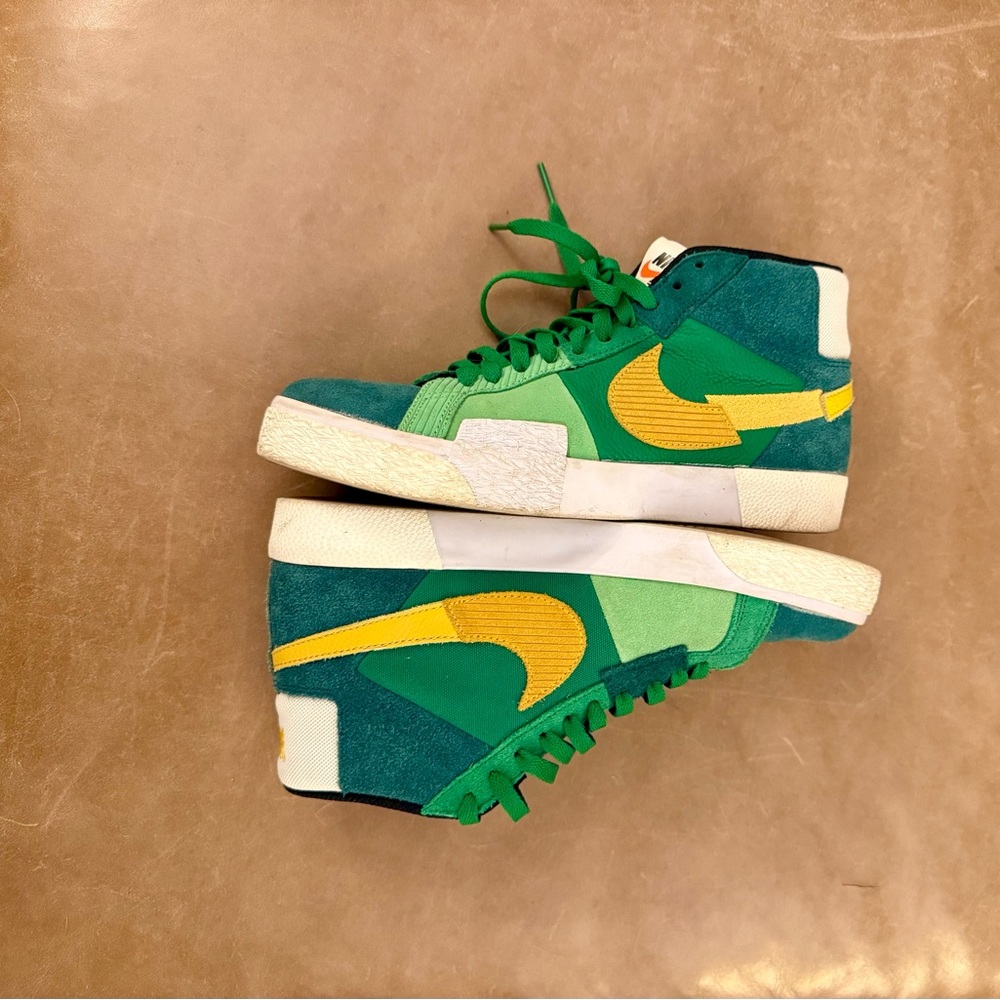 Nike SB Blazer Mosaic — size 9.5 women’s / 8 men’s— EUC